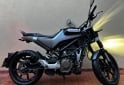 Motos - Husqvarna svartpilen 200 2022 Nafta 10000Km - En Venta