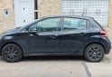 Autos - Peugeot 208 2013 Nafta 165000Km - En Venta