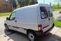 Utilitarios - Peugeot Partner Confort 2015 Diesel 109000Km - En Venta