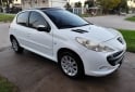 Autos - Peugeot 207 XT 2011 Nafta 140000Km - En Venta