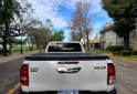 Camionetas - Toyota HILUX SR 2024 Diesel 42000Km - En Venta