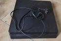 Electrónica - PLAYSTATION 4 CON 2 JOYSTICKS - En Venta