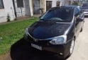 Autos - Toyota Etios 2016 Nafta 105000Km - En Venta