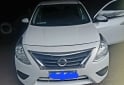 Autos - Nissan Versa 2020 Nafta 100000Km - En Venta