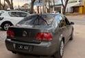 Autos - Volkswagen BORA 1.8T HIGHLINE CUERO 2011 Nafta 180000Km - En Venta