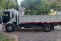 Camiones y Grúas - Volvo VM 270 automático con térmico Lambert o carrocería baranda volcable. - En Venta