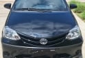 Autos - Toyota Etios XS sedan 2017 Nafta 100000Km - En Venta
