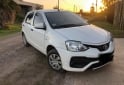 Autos - Toyota Etios 2019 Nafta 82000Km - En Venta