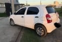 Autos - Toyota Etios 2019 Nafta 82000Km - En Venta