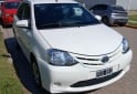 Autos - Toyota Etios 2015 Nafta 86000Km - En Venta