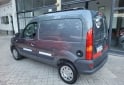 Utilitarios - Renault Kangoo Confort 1PLC 2018 GNC 145000Km - En Venta