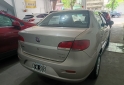 Autos - Fiat Siena Essence 1.6 2011 GNC 153000Km - En Venta