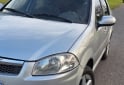 Autos - Fiat Siena 2017 GNC 137000Km - En Venta