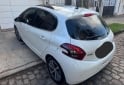 Autos - Peugeot 208 feline 2017 Nafta 49000Km - En Venta