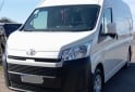 Utilitarios - Toyota L2H2 2024 Diesel 190000Km - En Venta