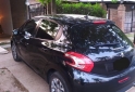 Autos - Peugeot 208 2015 Nafta 130000Km - En Venta