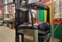 Camiones y Grúas - Autoelevador electrico - En Venta