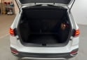 Autos - Volkswagen TAOS HIGHLINE BI TONO 2024 Nafta 24920Km - En Venta