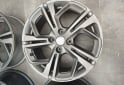 Accesorios para Autos - Llantas 17 Peugeot 208 GTI GT Muy buenas. $700.000 las 4. No bajo precio - En Venta
