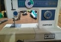 Hogar - Máquina de Coser excelente estado - En Venta