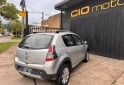 Autos - Renault sandero 2012 Nafta 145000Km - En Venta