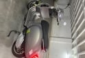 Motos - Vespa 300gts super 2022 Nafta 4000Km - En Venta