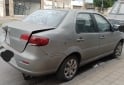 Autos - Fiat Siena EL 2015 GNC 230000Km - En Venta