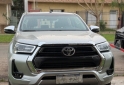 Camionetas - Toyota Hilux Srv 4x2 2022 Diesel 270000Km - En Venta