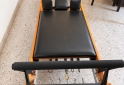 Deportes - Cama de Pilates Reformer de madera con resortes – Excelente oportunidad - En Venta