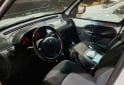 Utilitarios - Renault Kangoo 2013 Nafta 230000Km - En Venta