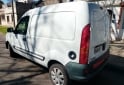 Utilitarios - Renault Kangoo 2010 GNC 250000Km - En Venta