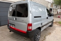 Utilitarios - Peugeot Partner 2011 GNC 200000Km - En Venta