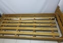 Hogar - Cama de 1 plaza de madera (pino) – usada - En Venta