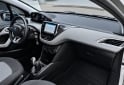 Autos - Peugeot 208 2013 Nafta 126450Km - En Venta