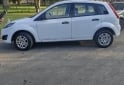 Autos - Ford Fiesta ambiente l�nea nue 2012 Nafta 125000Km - En Venta
