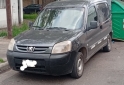 Utilitarios - Peugeot Partner 2014 Diesel 500000Km - En Venta