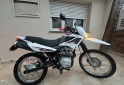 Motos - Corven Triax 2021 Nafta 11000Km - En Venta