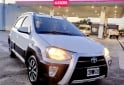 Autos - Toyota ETIOS CROSS 2014 Nafta 122000Km - En Venta