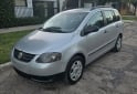 Autos - Volkswagen Suran confortline 2009 Nafta 200000Km - En Venta