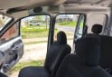 Utilitarios - Renault Kangoo 2015 Nafta 108000Km - En Venta