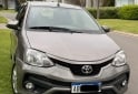 Autos - Toyota XLS 1.5 2017 Nafta 82955Km - En Venta