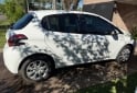 Autos - Peugeot 208 active 2017 Nafta 104000Km - En Venta