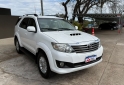 Camionetas - Toyota HILUX SW4 3.0 TDI 4X4 SR 2013 Nafta 300000Km - En Venta