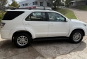 Camionetas - Toyota HILUX SW4 3.0 TDI 4X4 SR 2013 Nafta 300000Km - En Venta