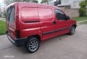 Utilitarios - Peugeot Partner furgon 2000 Diesel 300000Km - En Venta