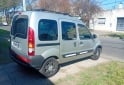 Utilitarios - Renault Kangoo autentique 2011 Nafta 124000Km - En Venta