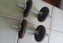 Deportes - Excelente Par de Mancuernas con Rosca Marca MIR con 10 Kg de Discos de Fundici�n - En Venta