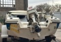 Embarcaciones - Casco con motor - En Venta