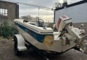 Embarcaciones - Casco con motor - En Venta