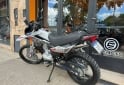 Motos - Motomel SKUA SILVER 2025 Nafta 4400Km - En Venta